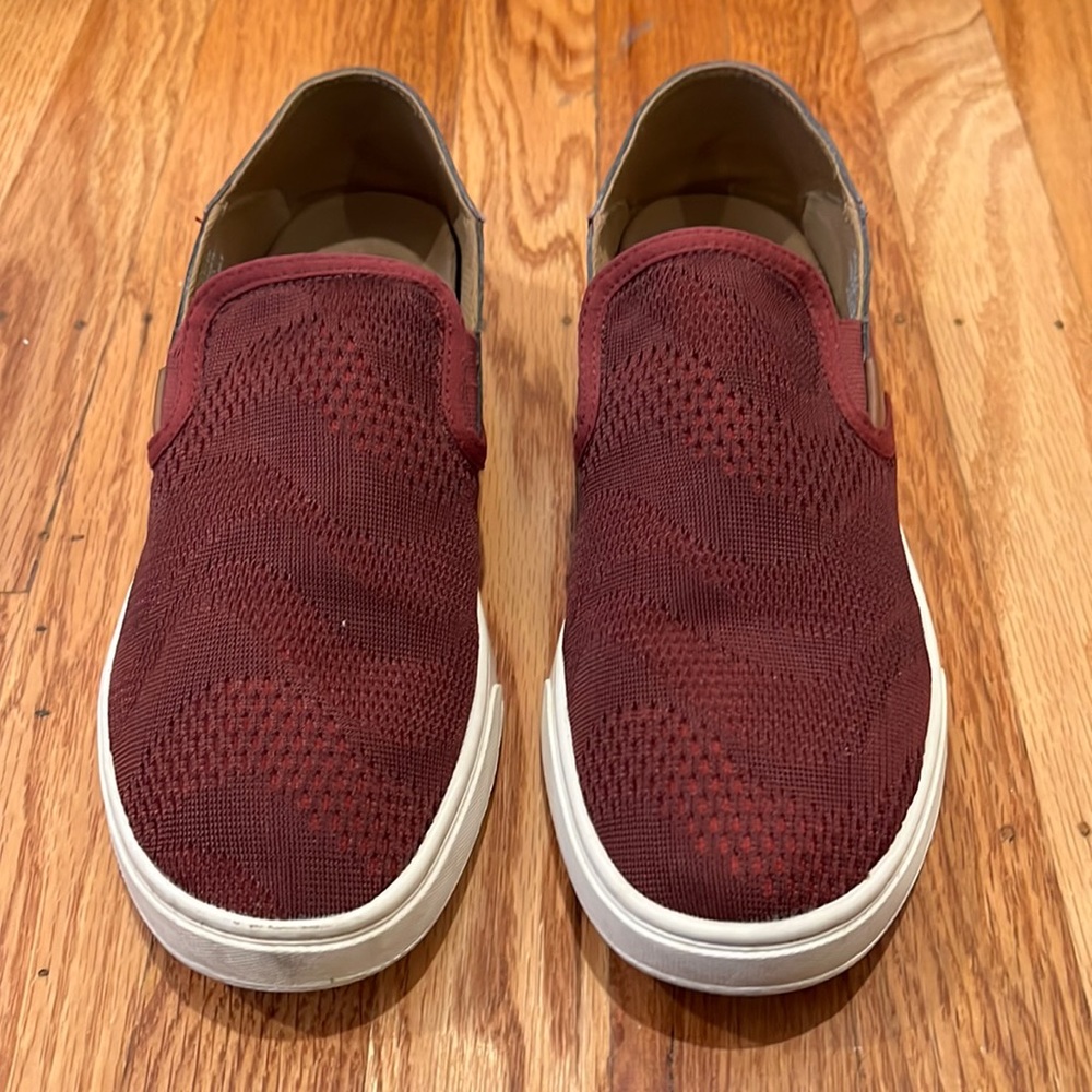 Olukai- Pehuea in Burgundy- Womens 8.5- Comfortable Everdyday Shoes to Slip On